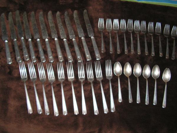 Holmes Edwards Century pattern silverware 1923 InstAppraisal